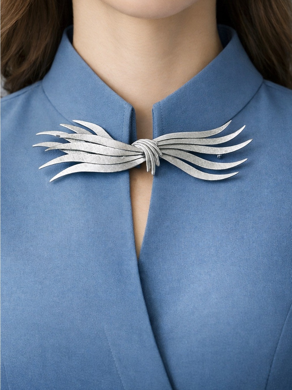 Silver Elegant Wave Brooch - Women's Jewelry